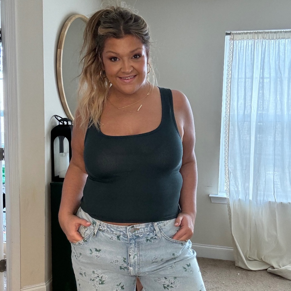 Meet your Posher, Julie